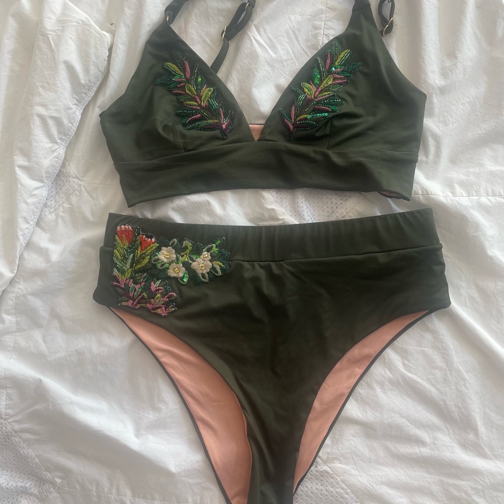 OndadelMar bikini size Large. Never worn